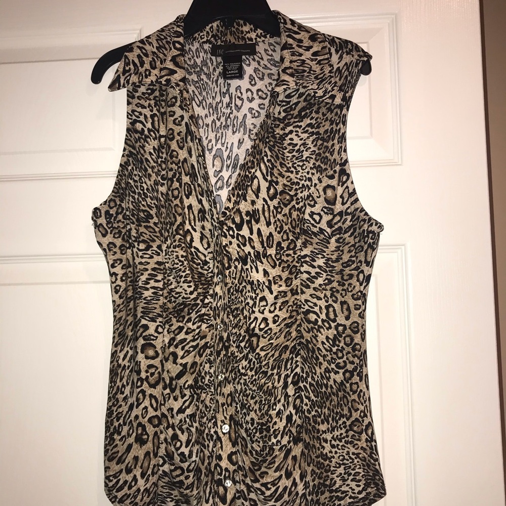 Sleeveless INC shirt